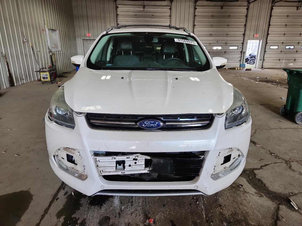 FORD ESCAPE TITANIUM