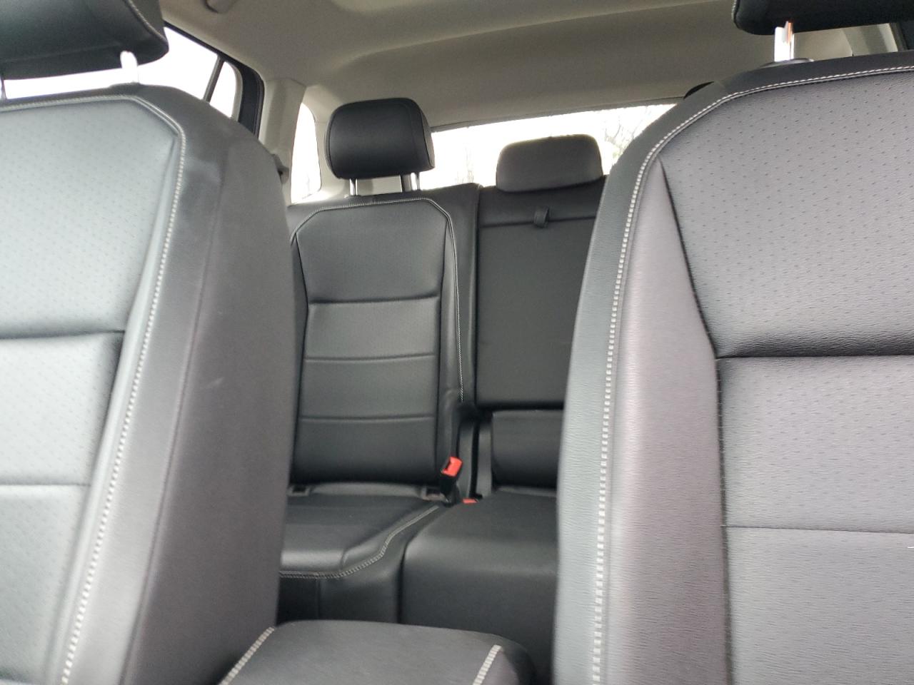 VOLKSWAGEN TIGUAN SE