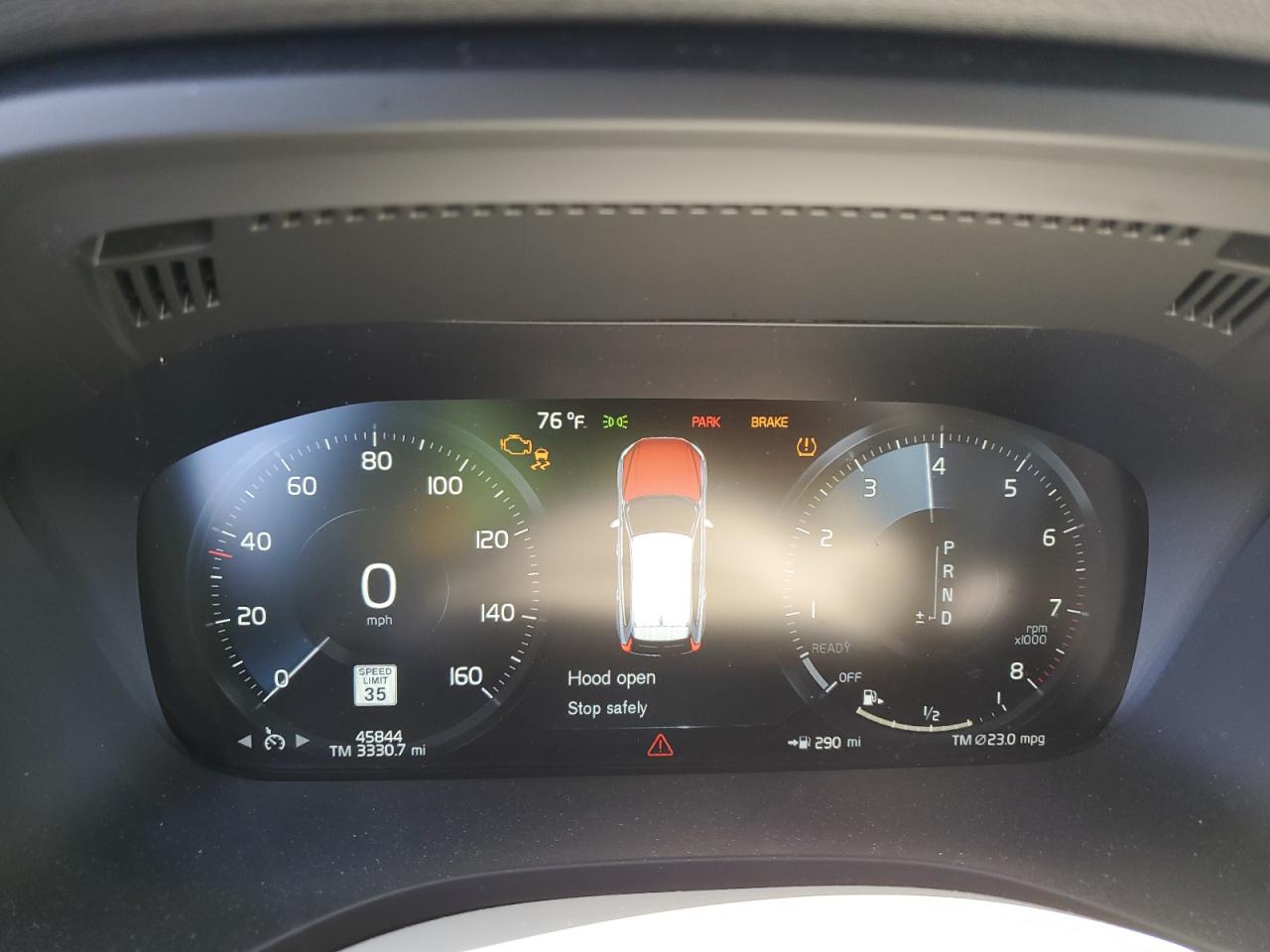 VOLVO XC60 T5 MOMENTUM