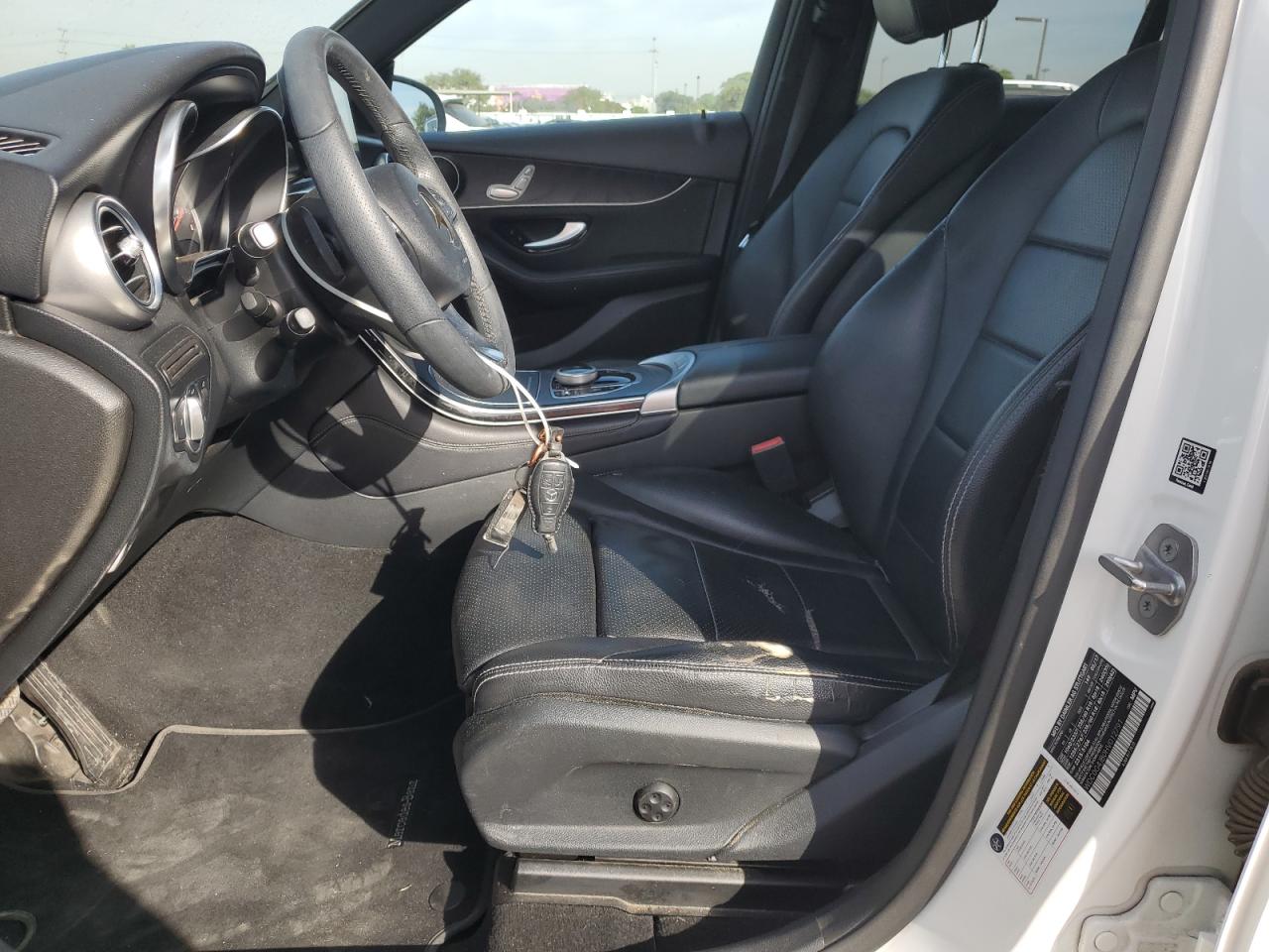 MERCEDES-BENZ GLC-CLASS 300