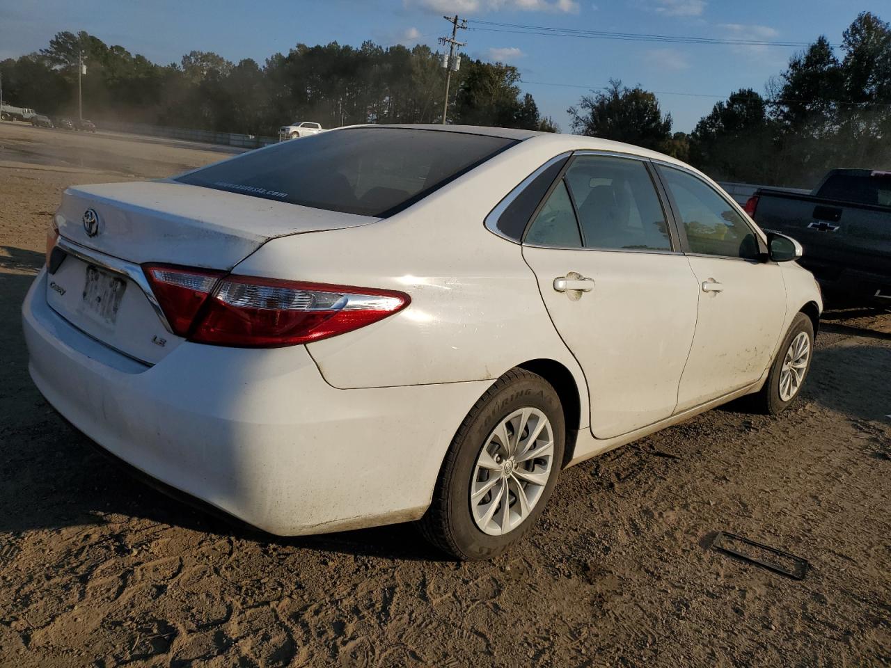 TOYOTA CAMRY LE