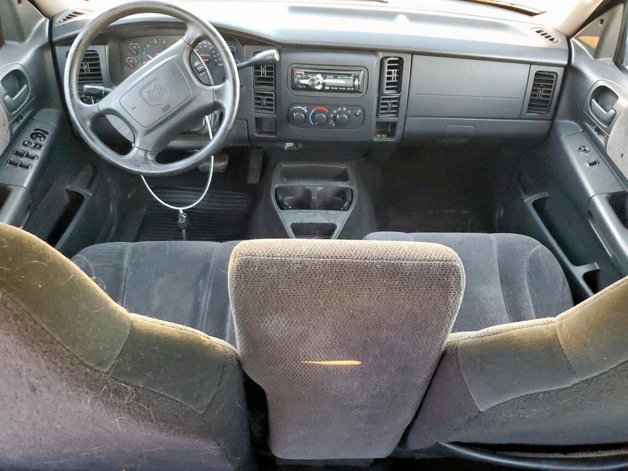 Lot #3305681774 2003 DODGE DAKOTA QUA