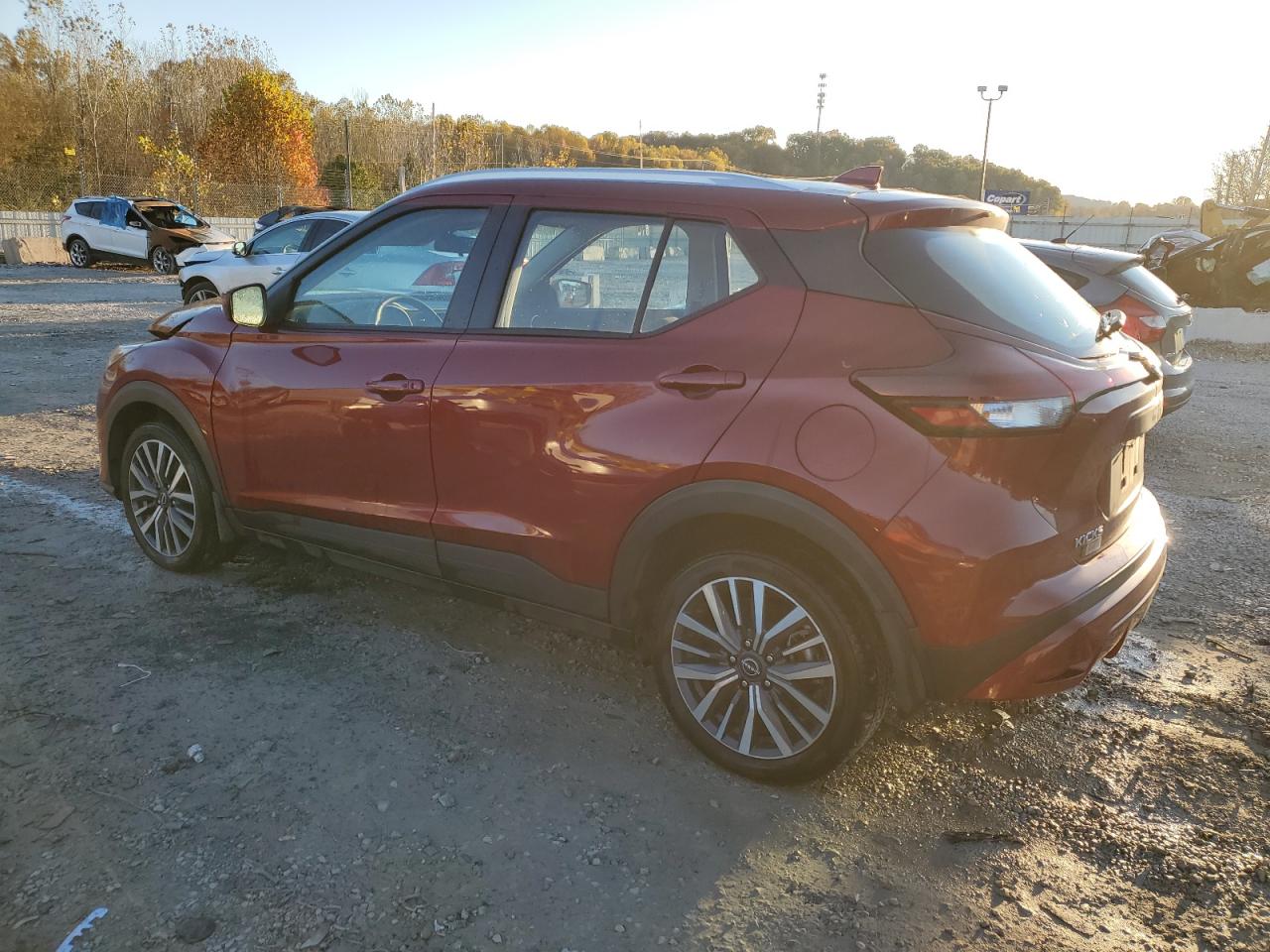 NISSAN KICKS SV
