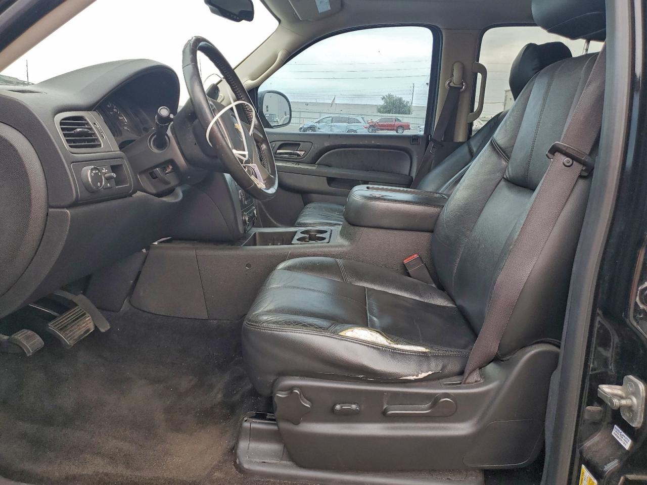 CHEVROLET TAHOE C1500 LT