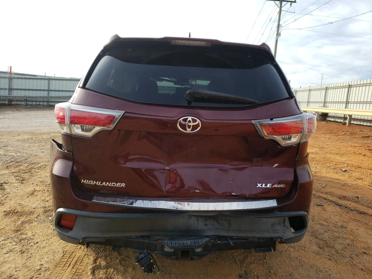 TOYOTA HIGHLANDER XLE