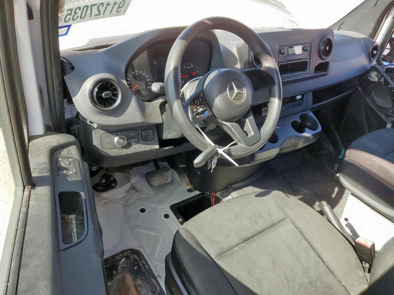 MERCEDES-BENZ SPRINTER 3500