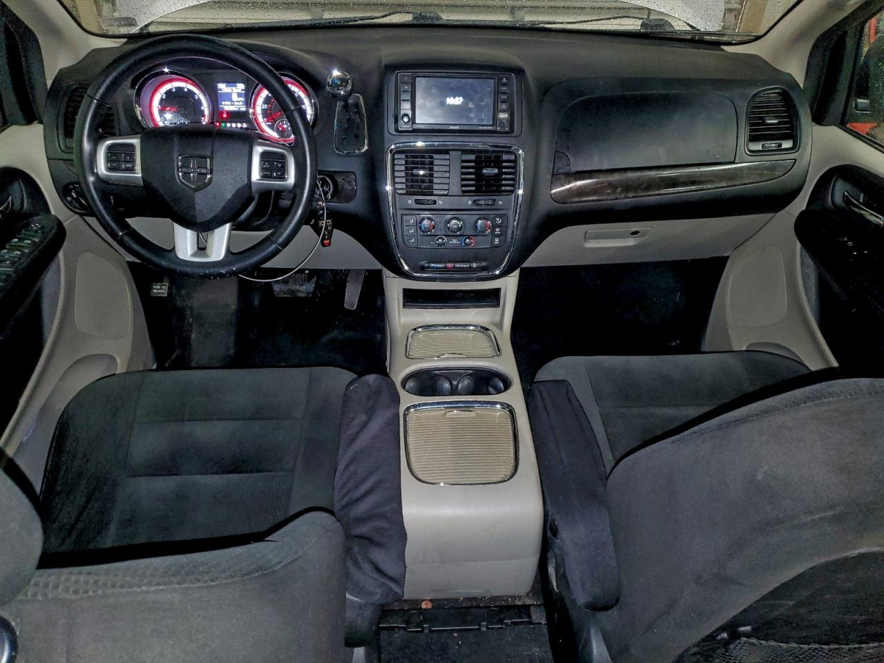 DODGE GRAND CARAVAN SXT