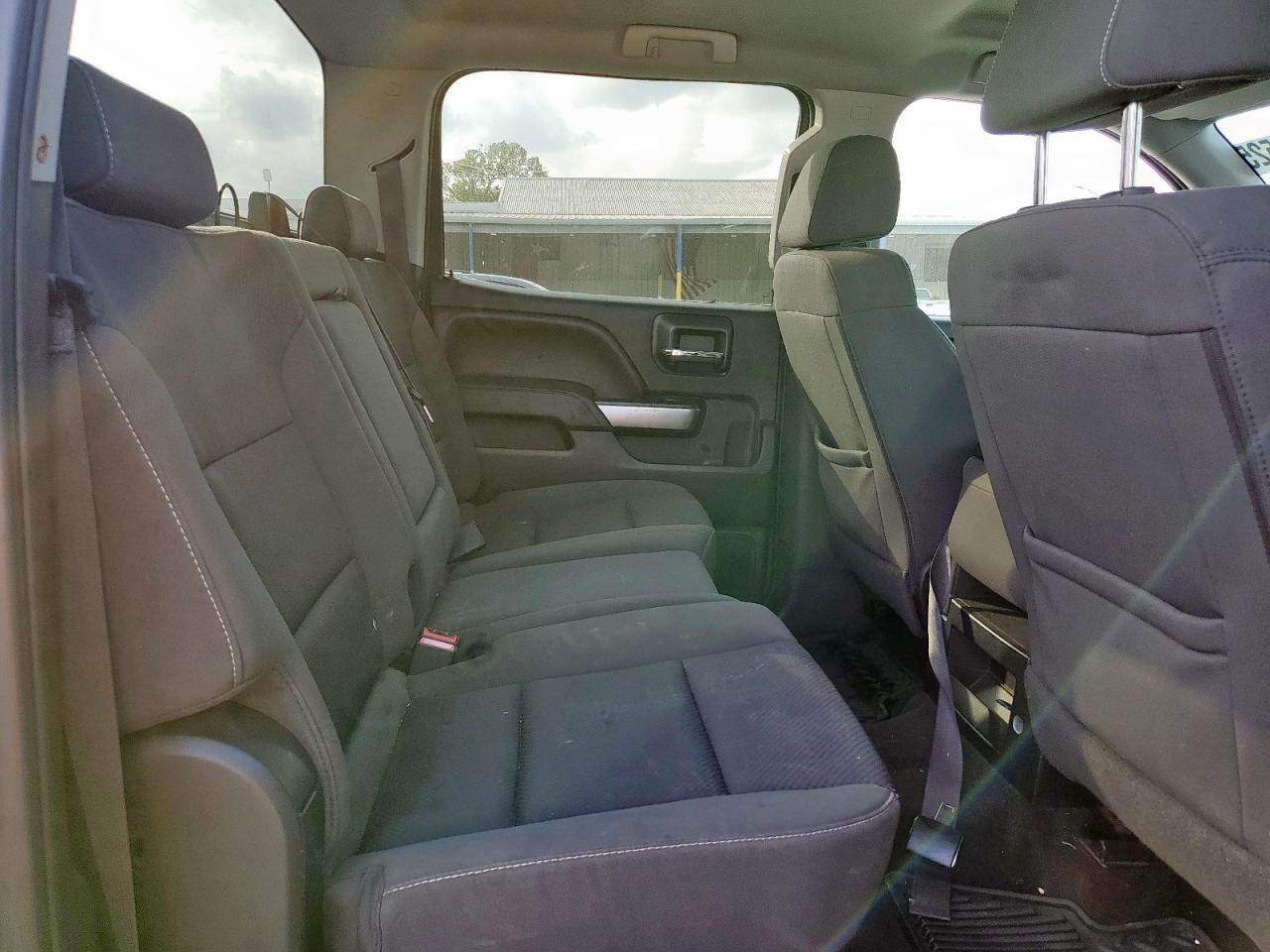 CHEVROLET SILVERADO C1500 LT