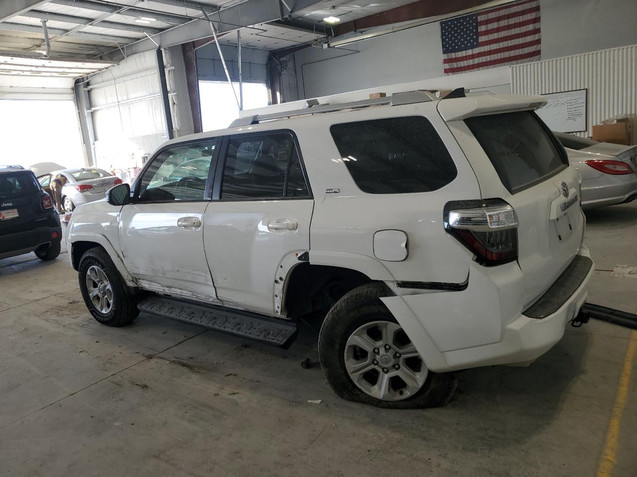 TOYOTA 4RUNNER SR5/SR5 PREMIUM