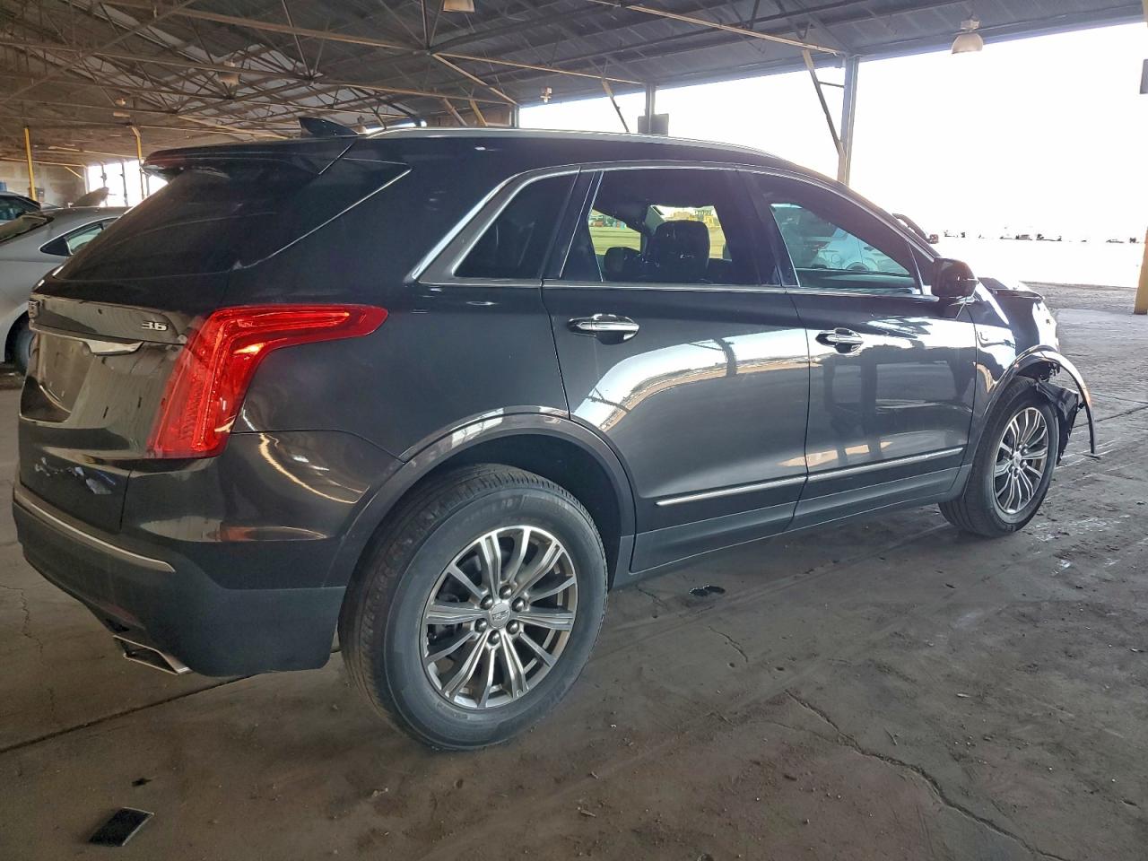 Lot #3311799191 2017 CADILLAC XT5 LUXURY