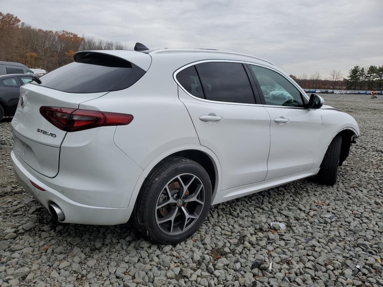 ALFA ROMEO STELVIO TI