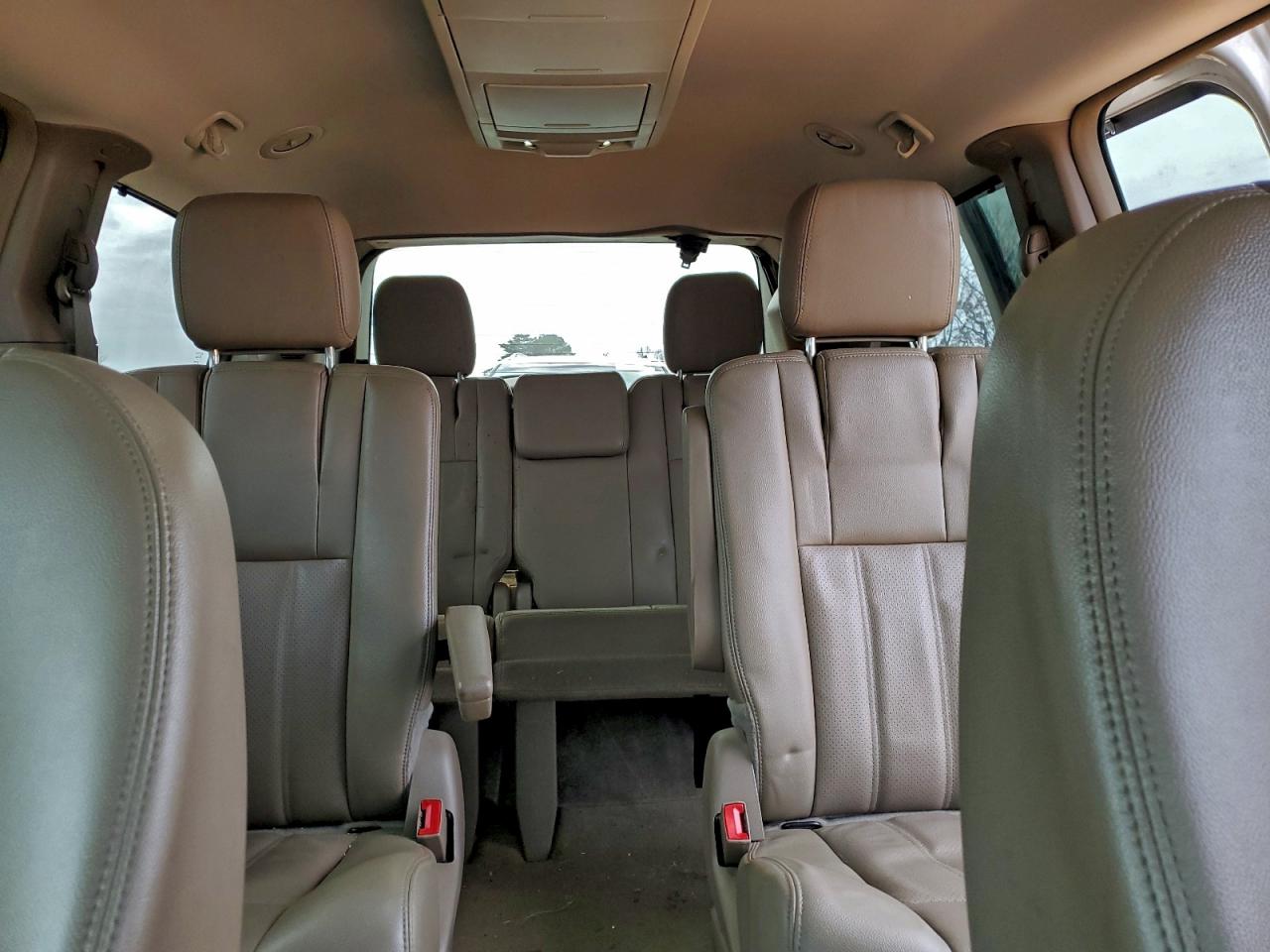 CHRYSLER TOWN & COUNTRY TOURING L