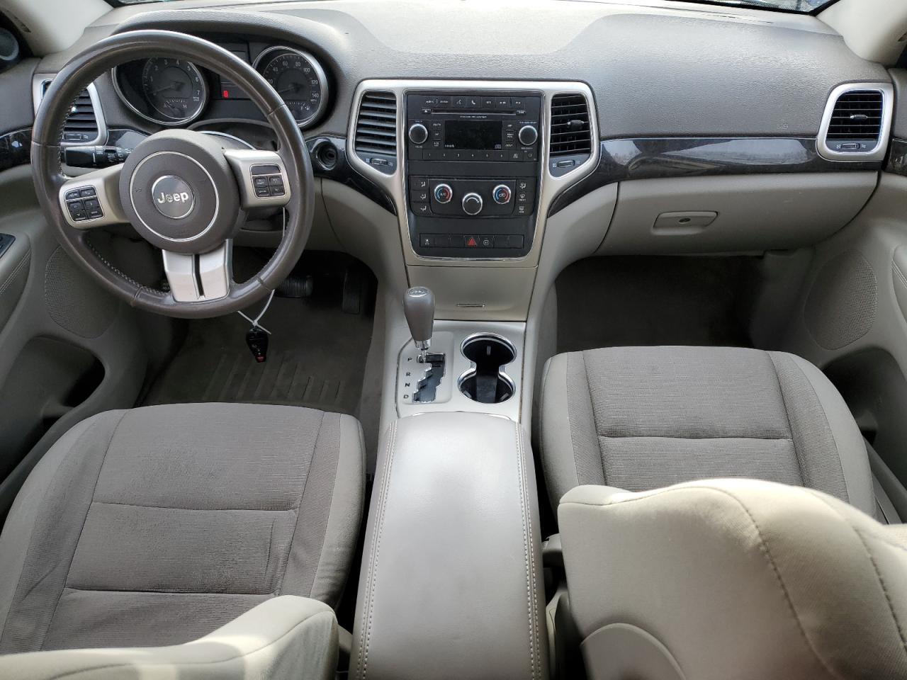 JEEP GRAND CHEROKEE LAREDO