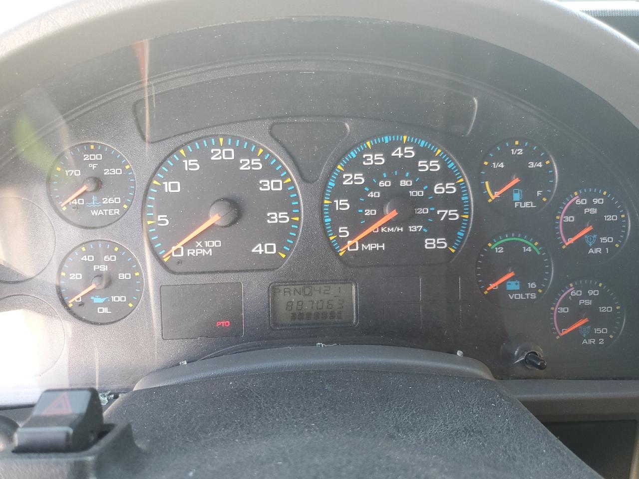 Lot #3310336981 2007 INTERNATIONAL 4300