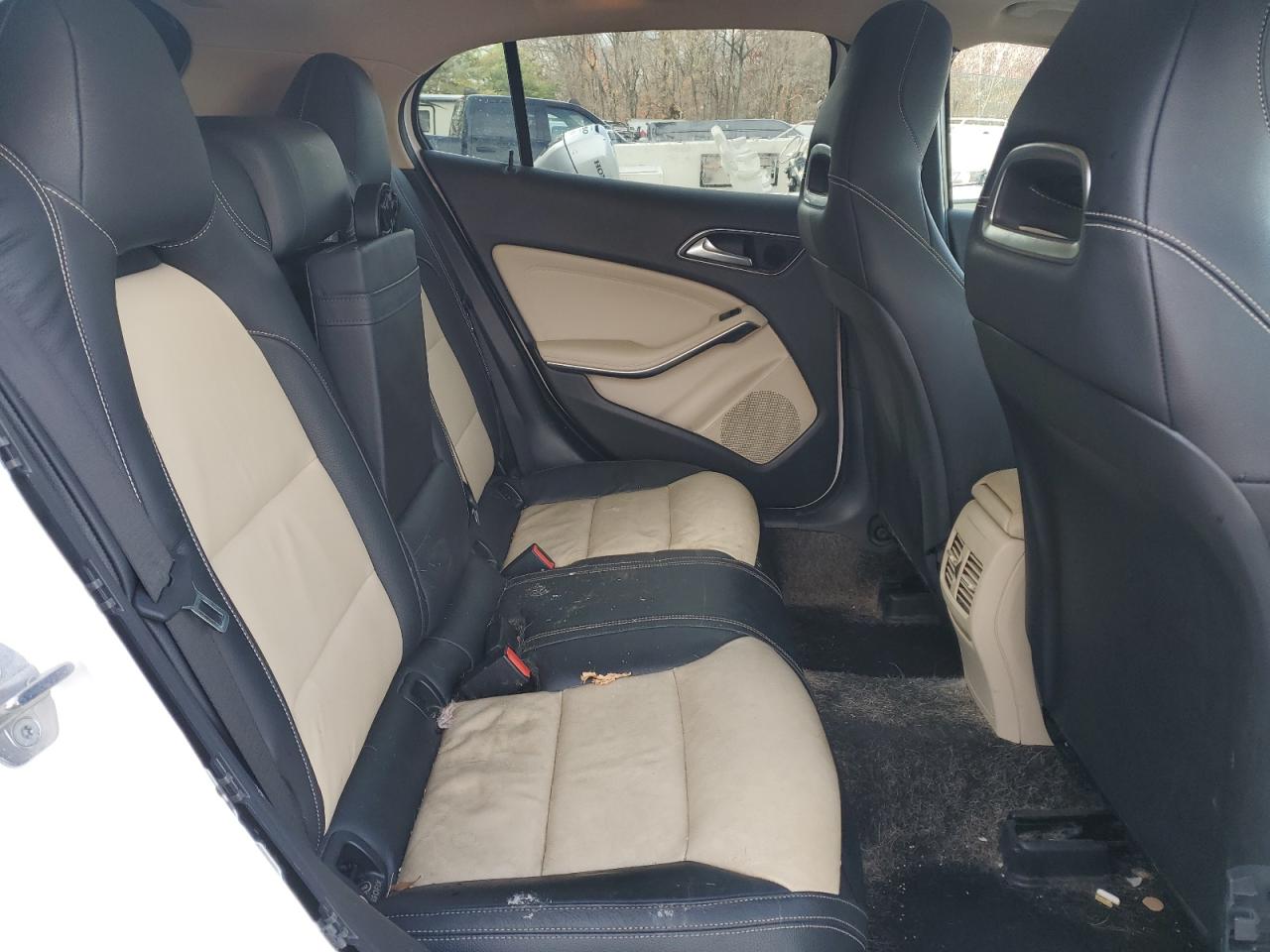 MERCEDES-BENZ GLA-CLASS 250 4MATIC