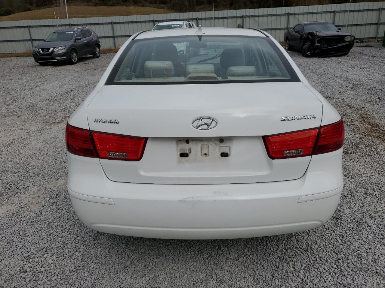 Lot #3296520341 2009 HYUNDAI SONATA GLS