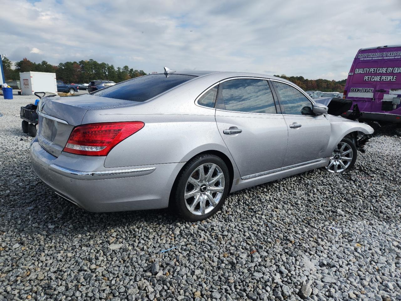 HYUNDAI EQUUS SIGNATURE