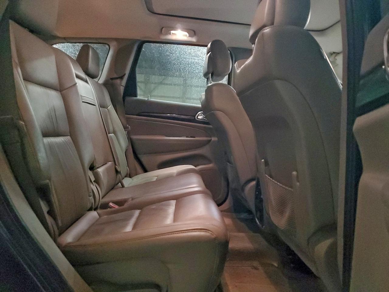 JEEP GRAND CHEROKEE LAREDO