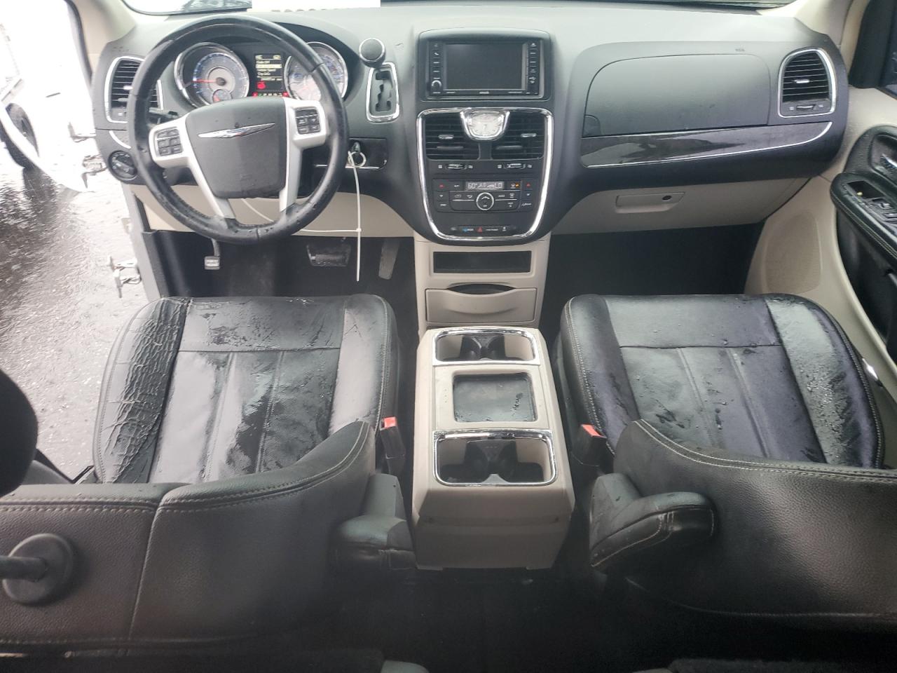 CHRYSLER TOWN & COUNTRY TOURING