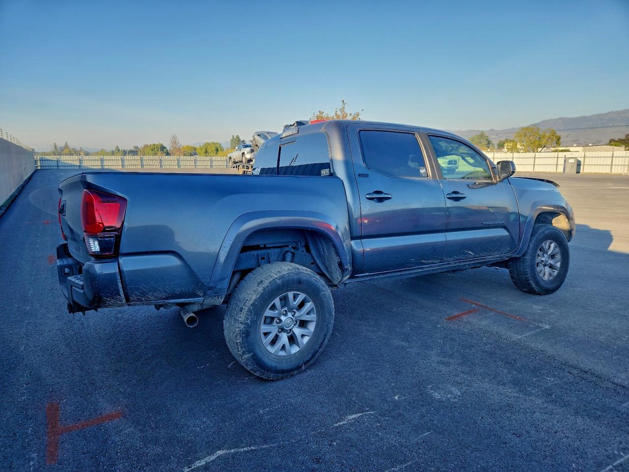 TOYOTA TACOMA DOUBLE CAB