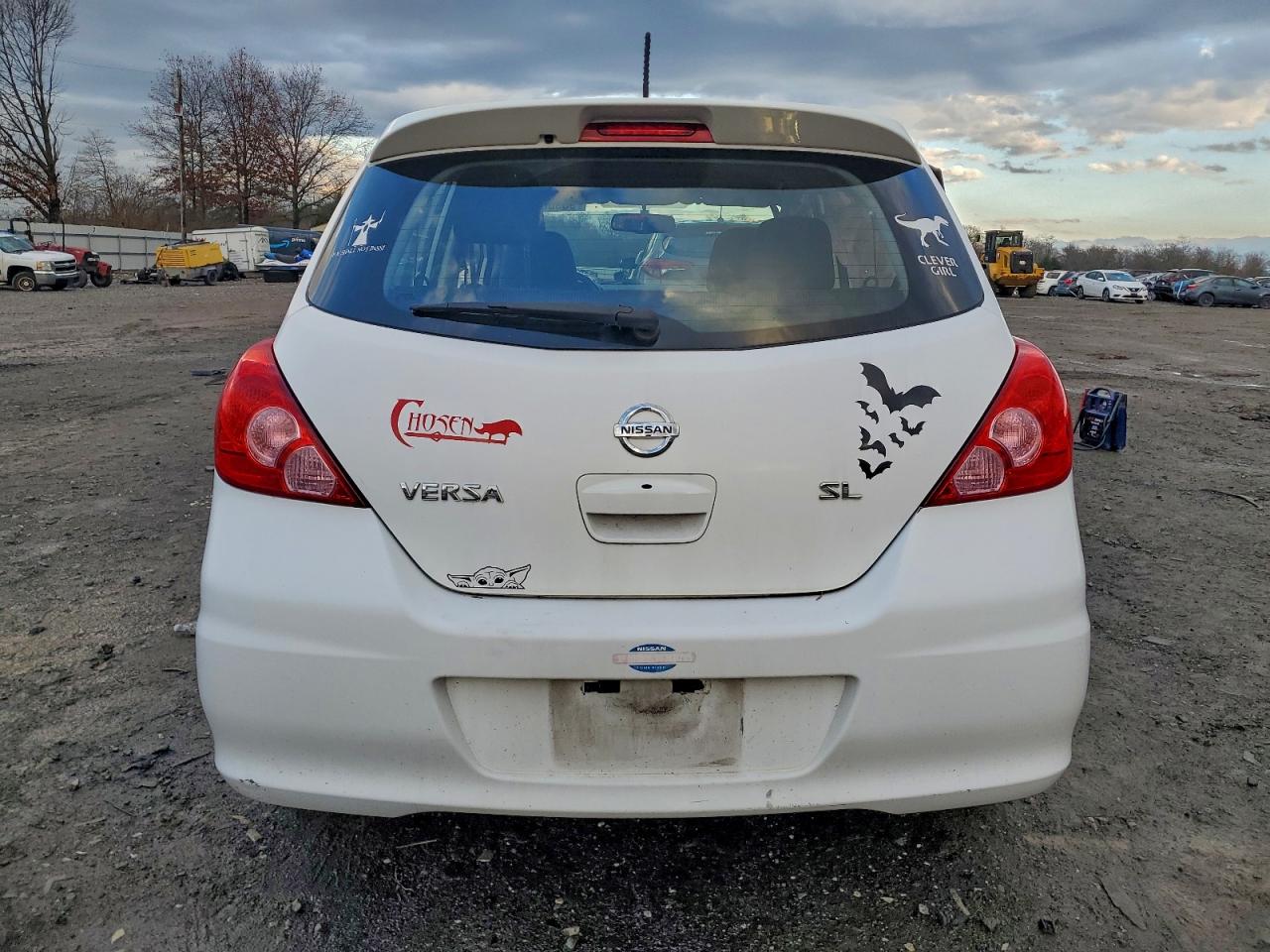 NISSAN VERSA S