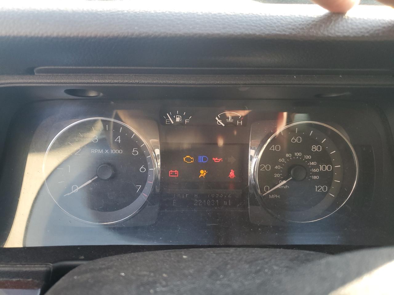 Lot #3302764354 2006 LINCOLN ZEPHYR