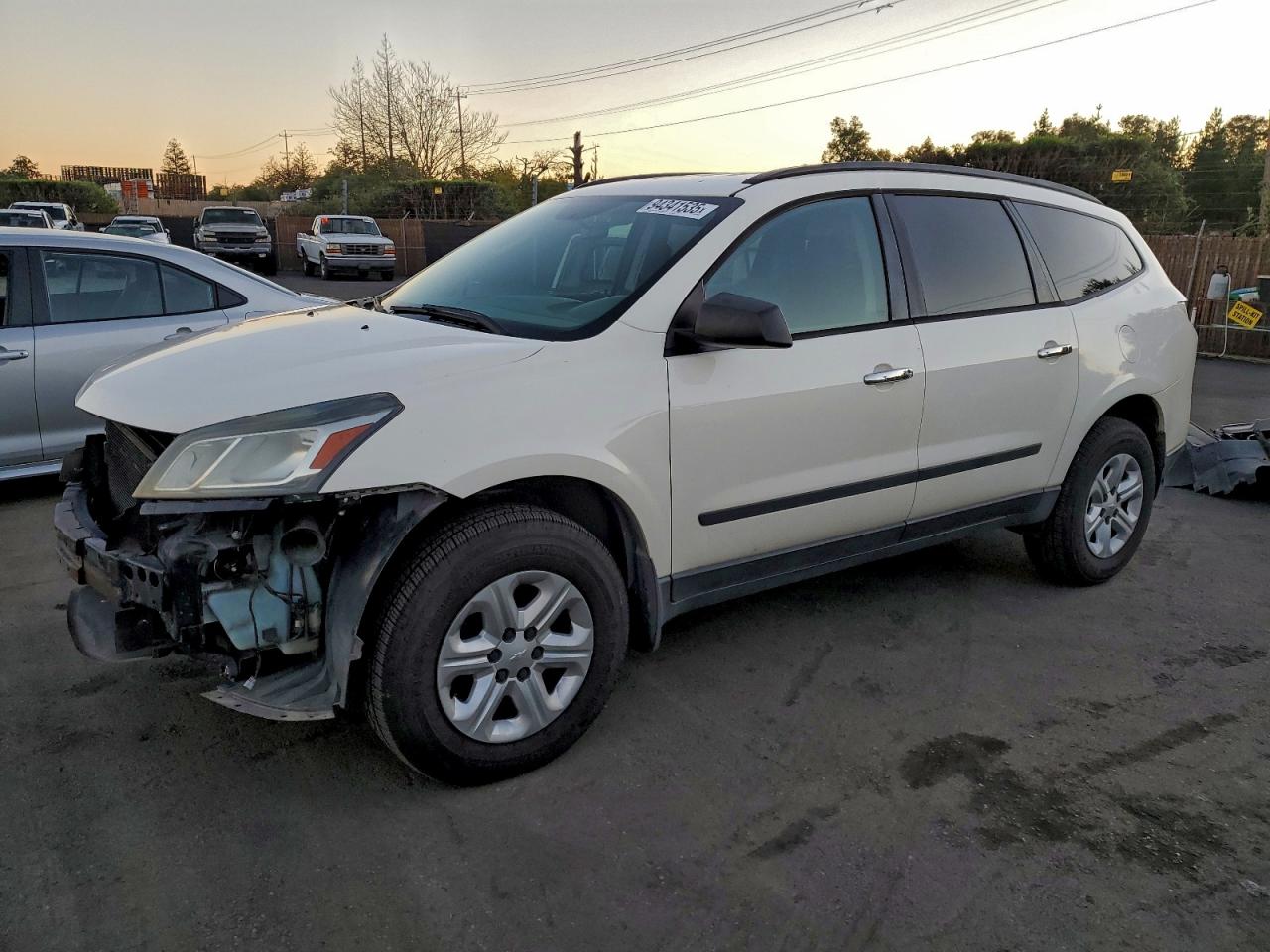 CHEVROLET TRAVERSE LS