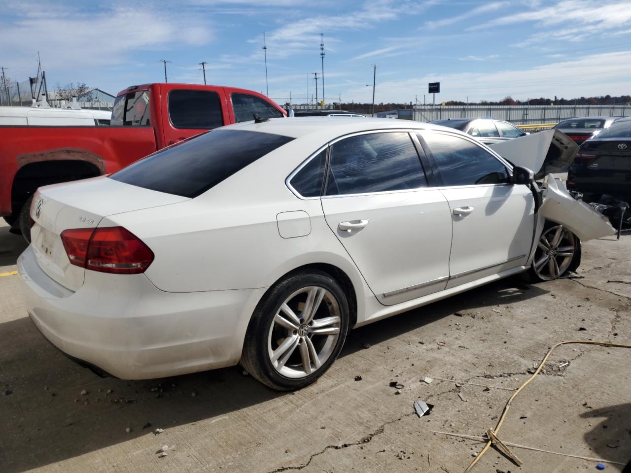 VOLKSWAGEN PASSAT SE