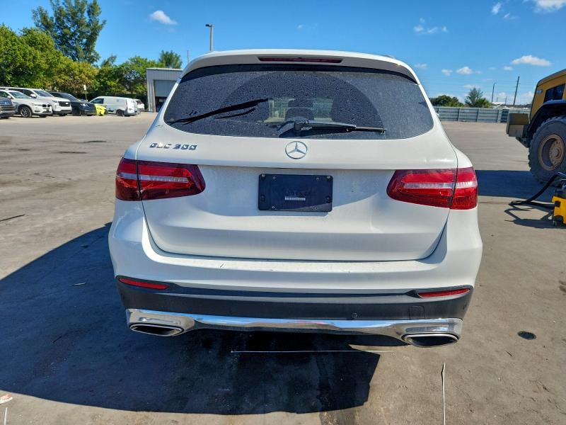 2018 MERCEDES-BENZ GLC 300 #3301803365