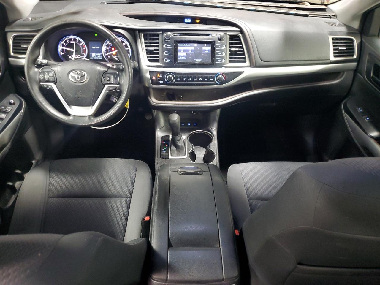 TOYOTA HIGHLANDER LE