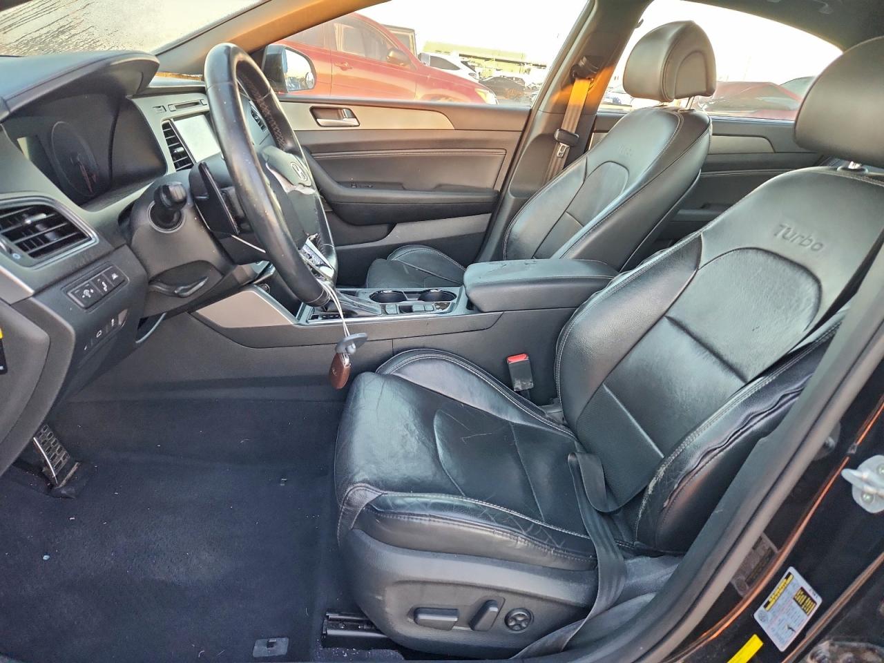 HYUNDAI SONATA SPORT