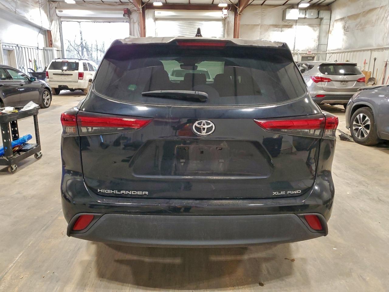 TOYOTA HIGHLANDER XLE
