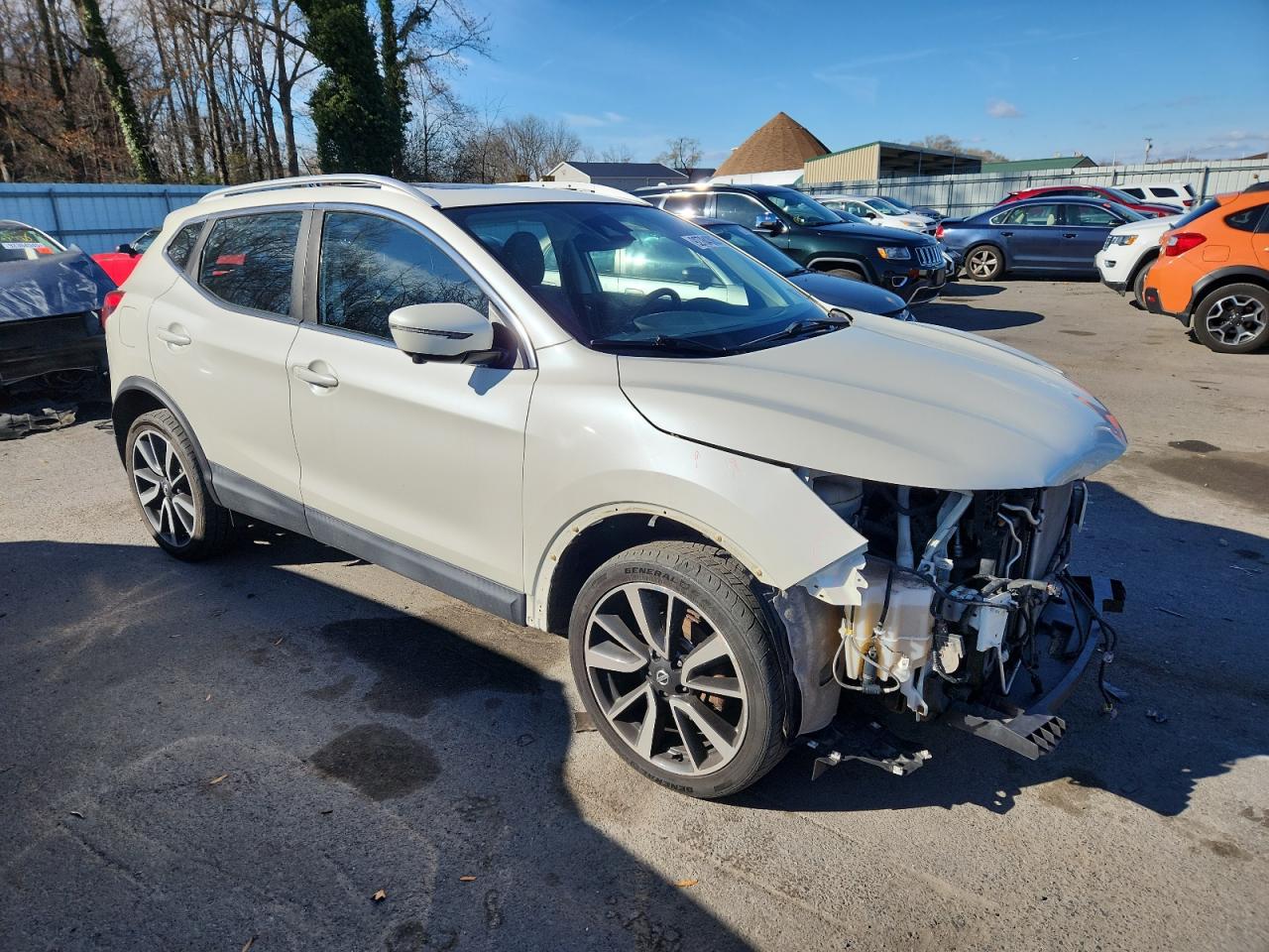 NISSAN ROGUE SPORT S