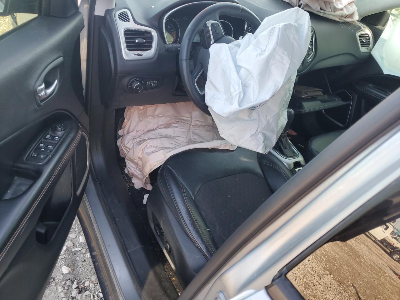 JEEP COMPASS LATITUDE