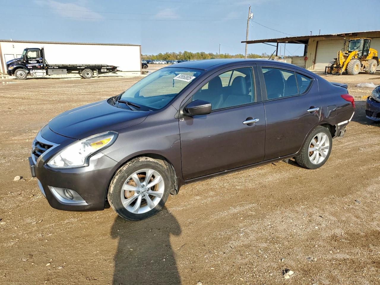 NISSAN VERSA S