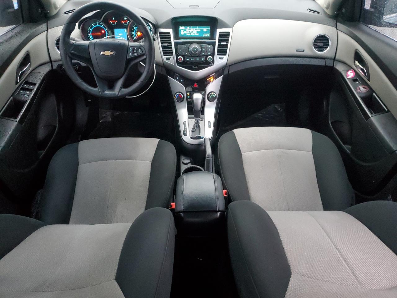CHEVROLET CRUZE LS