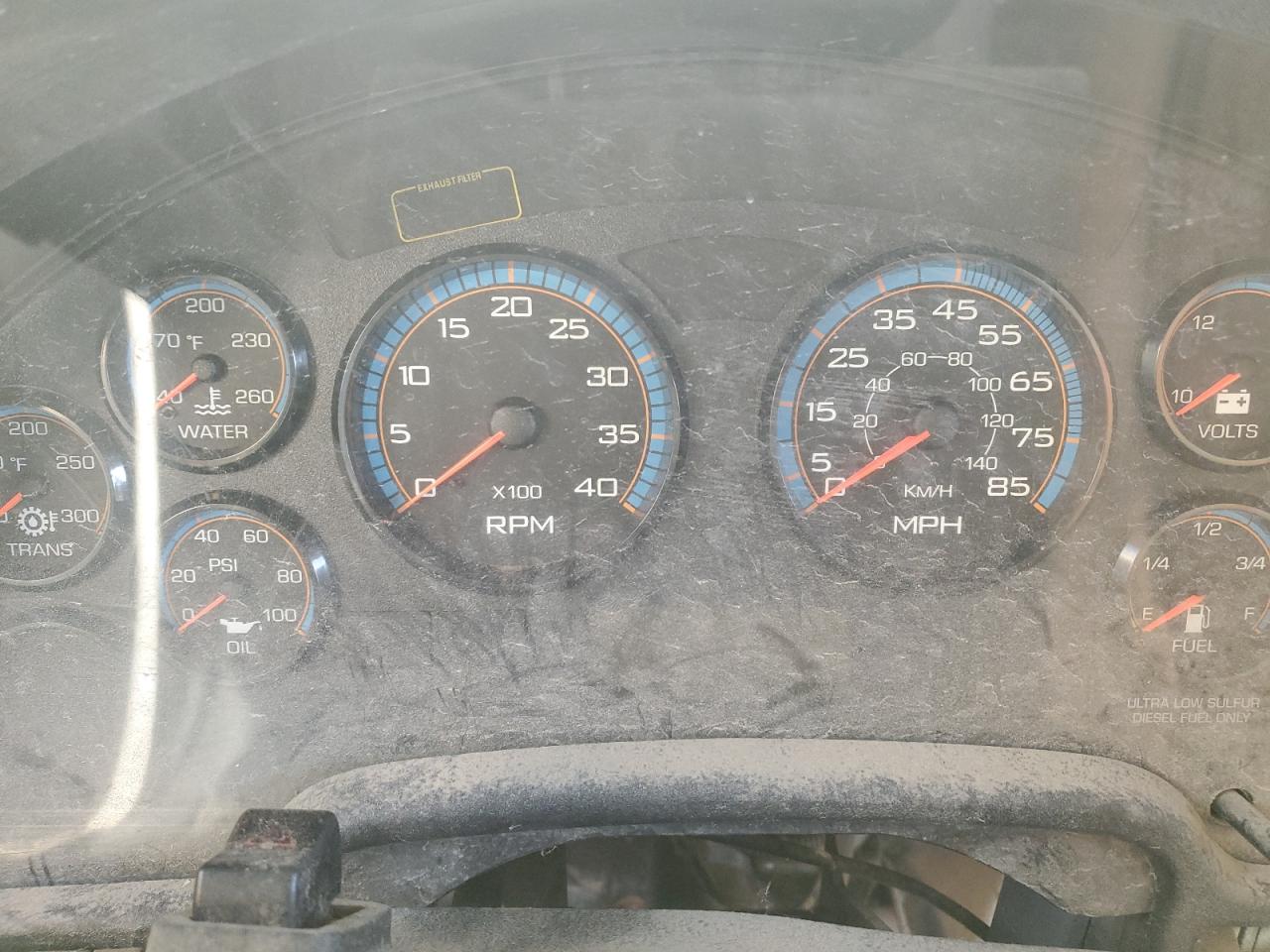 Lot #3285637326 2013 IC CORPORATION 3000 CE