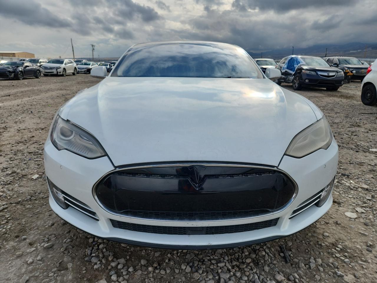TESLA MODEL S