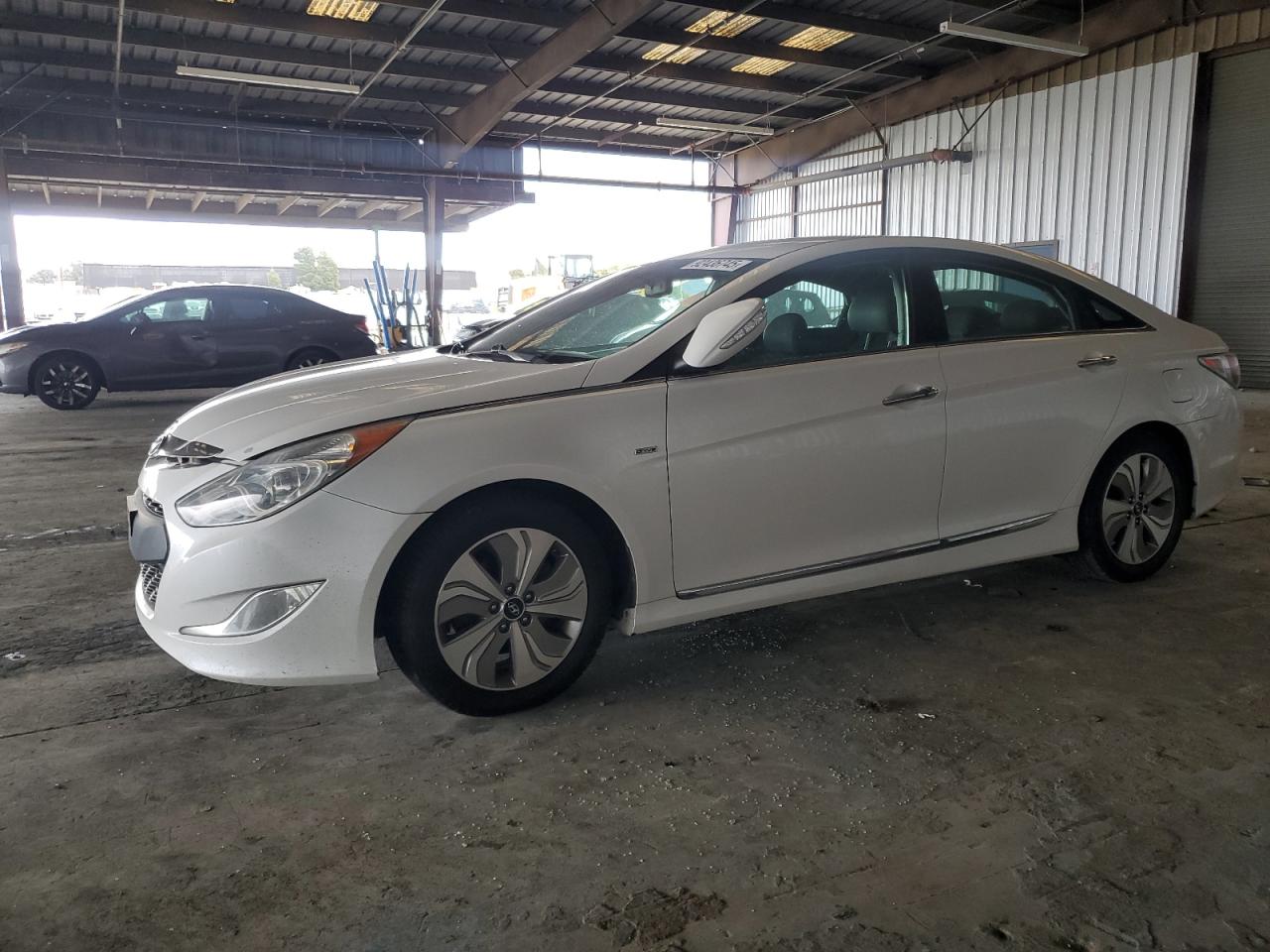 Lot #3298133137 2013 HYUNDAI SONATA HYB