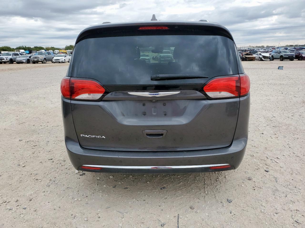 Lot #3311664218 2019 CHRYSLER PACIFICA T