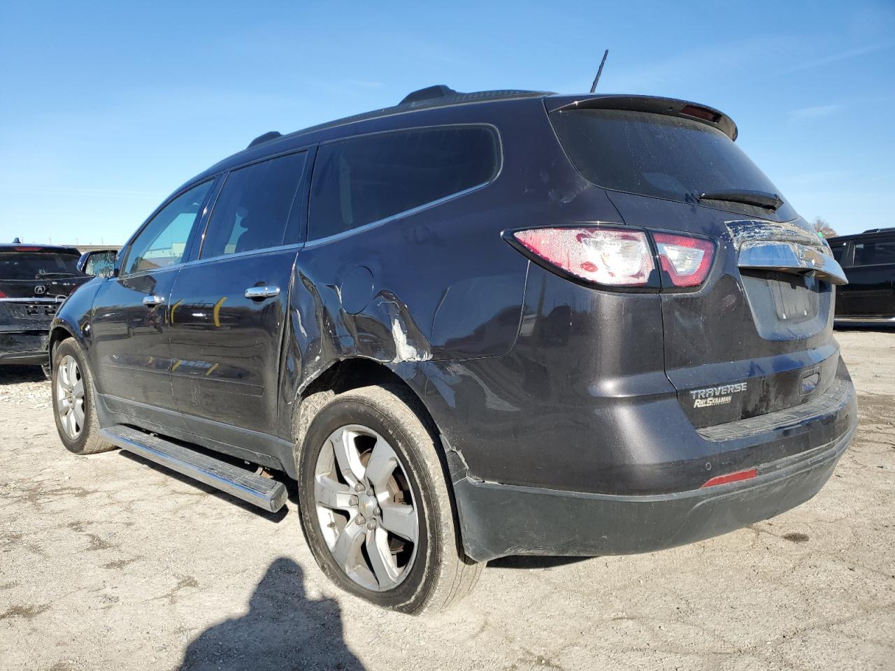 CHEVROLET TRAVERSE LT