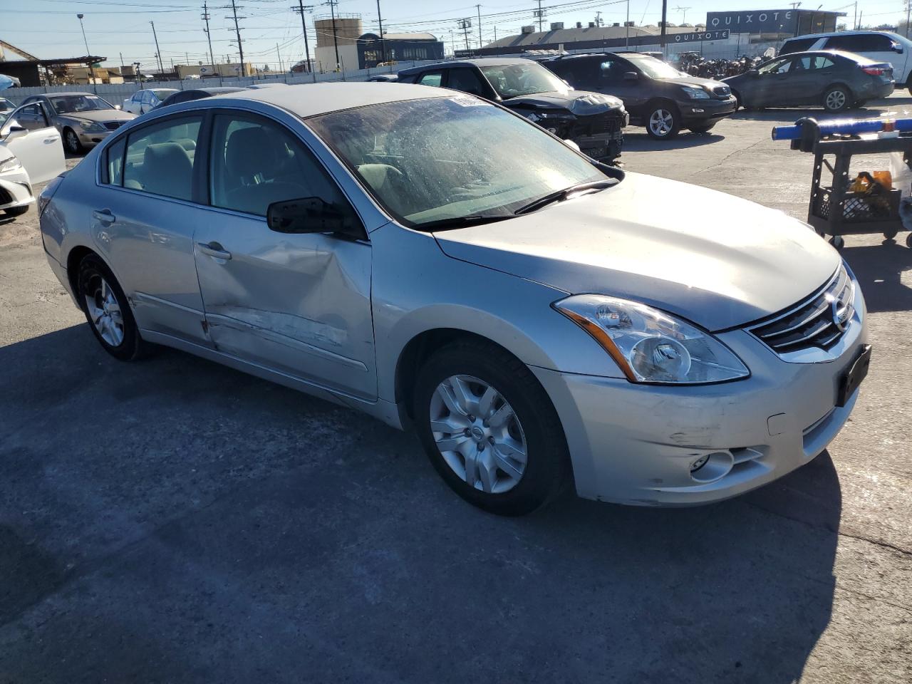 NISSAN ALTIMA BASE