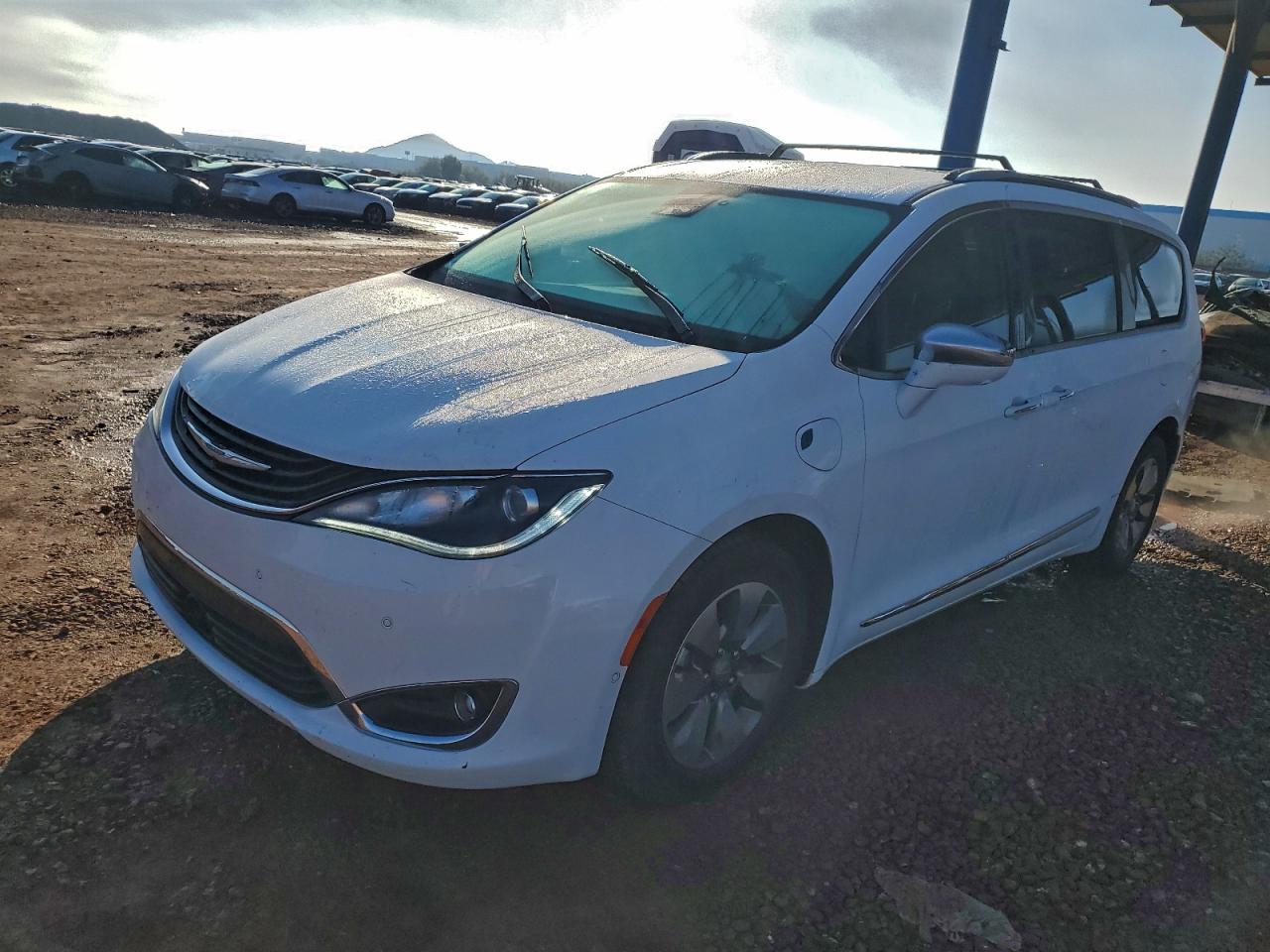 CHRYSLER PACIFICA HYBRID LIMITED