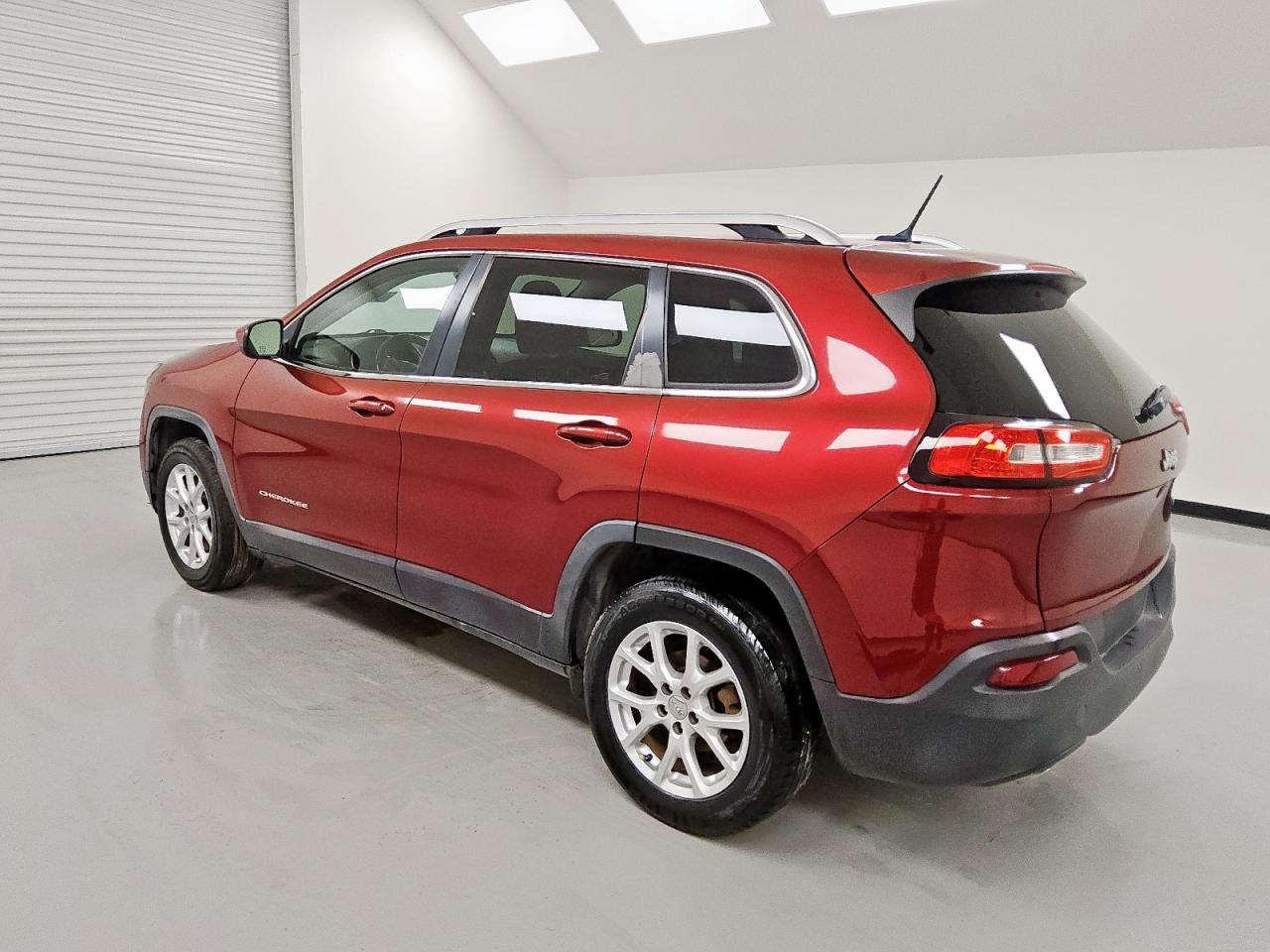 Lot #3316839664 2015 JEEP CHEROKEE L