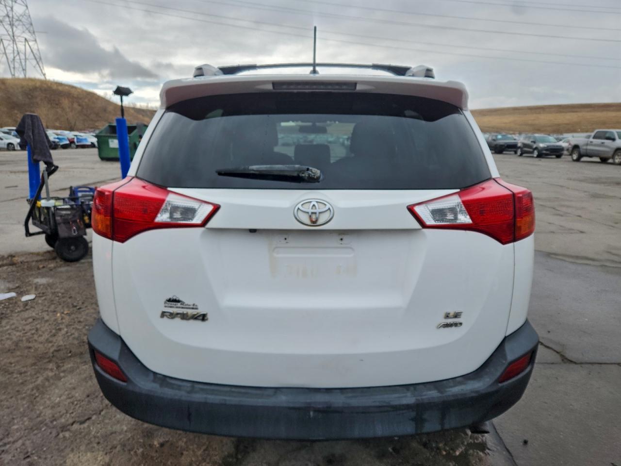 TOYOTA RAV4 LE