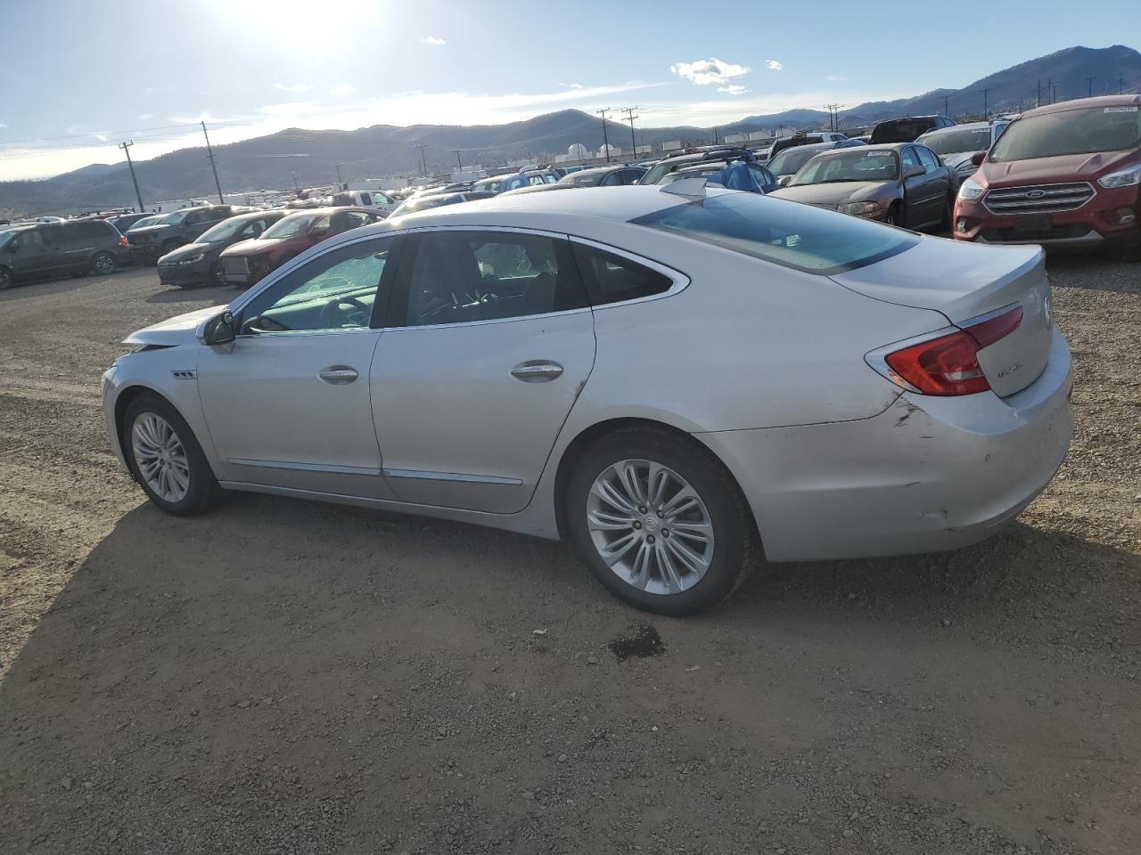 BUICK LACROSSE ESSENCE