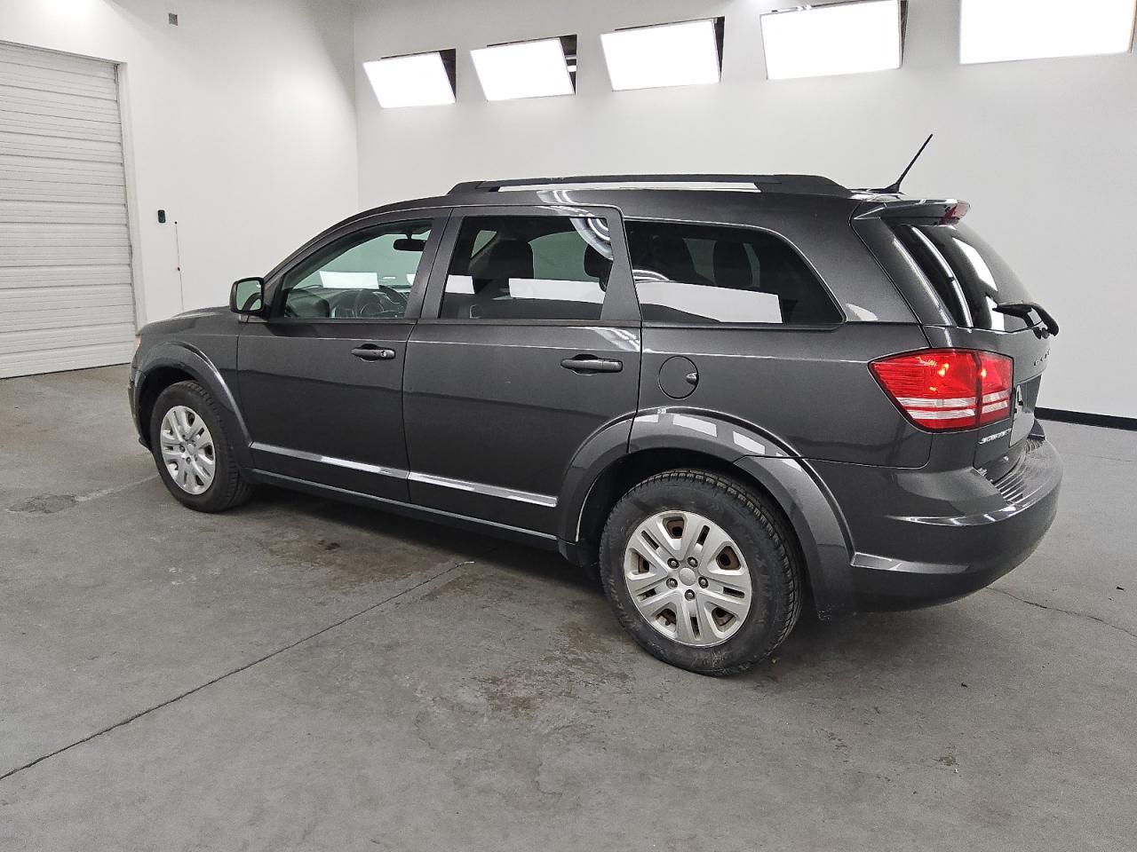 Lot #3305393314 2018 DODGE JOURNEY SE