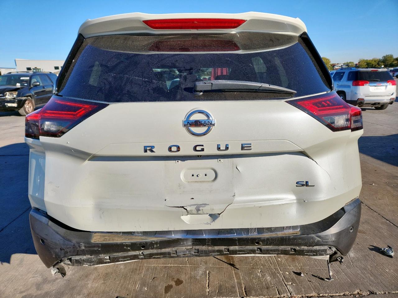 NISSAN ROGUE SL