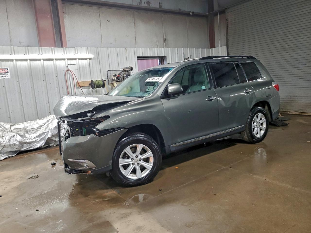 TOYOTA HIGHLANDER BASE