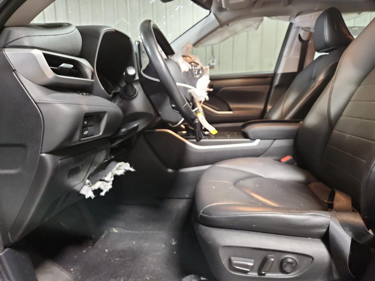 TOYOTA HIGHLANDER XLE